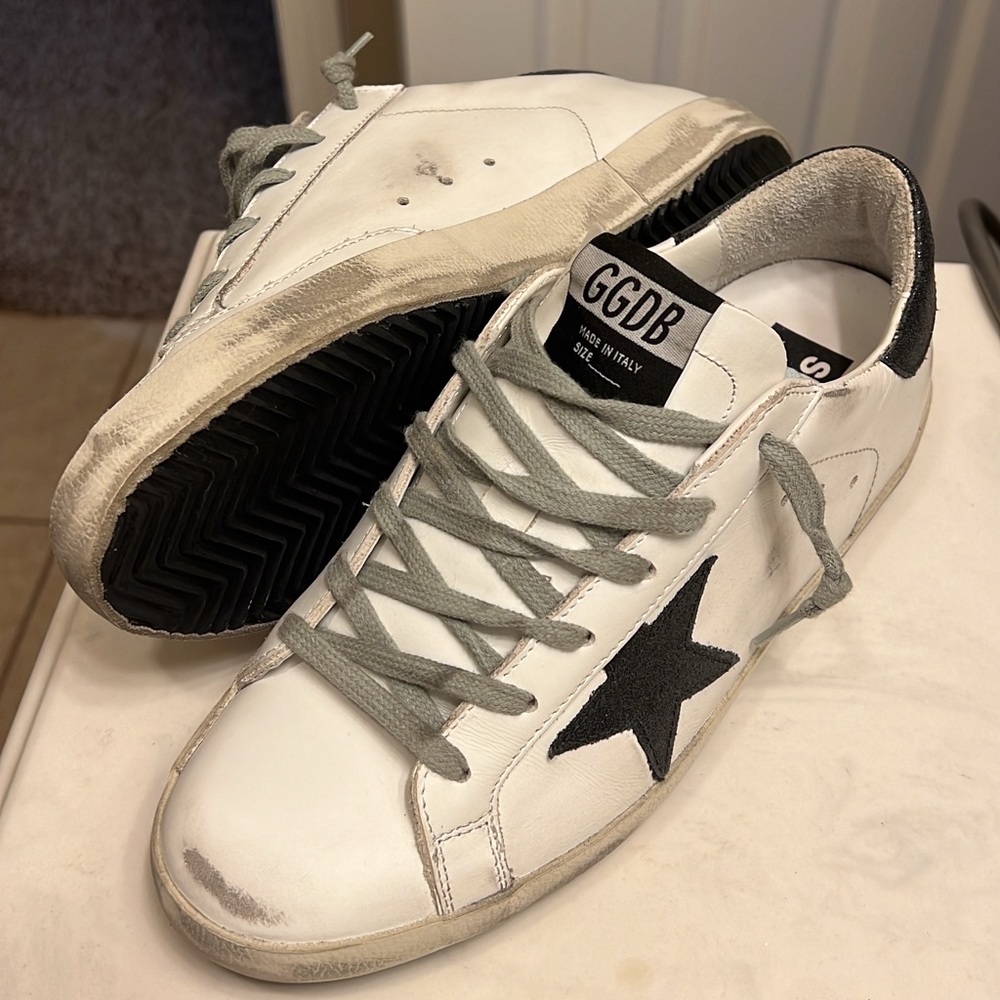 Golden Goose size 40 Superstar black glitter